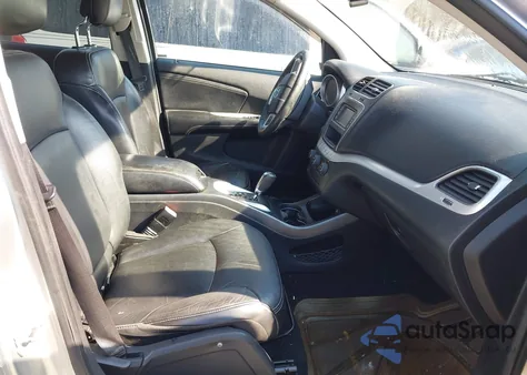 2012 Dodge Journey Crew z USA, uszkodzony, nr VIN 3C4PDDDG2CT148269